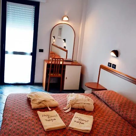 Hotel Royal-3